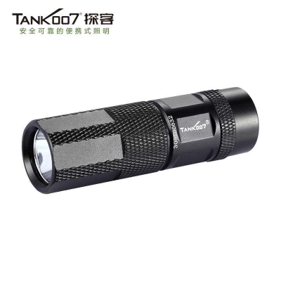 TANK007 防水戰(zhàn)術(shù)超亮手電吸磁硬質(zhì)氧化美國(guó)CREE LED手電筒 M10-1 