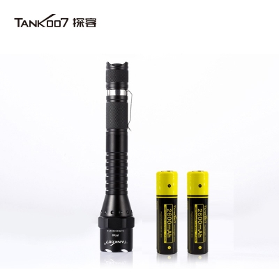 TANK007探客PT40超亮遠射手電筒LED大功率多功能電筒野外用戰(zhàn)術探險夜騎手電筒